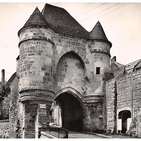 Logis De L'eperon لووْ